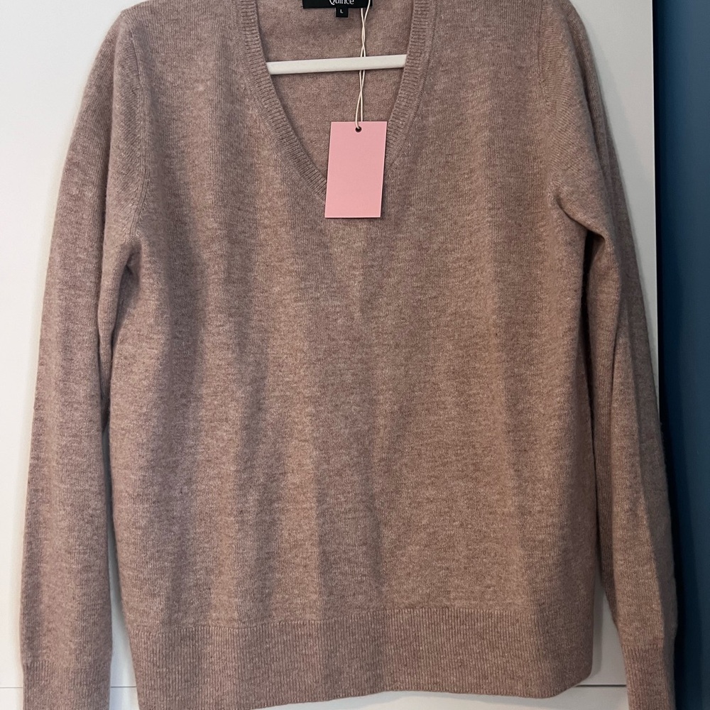 Quince NWT Tan V-Neck Sweater